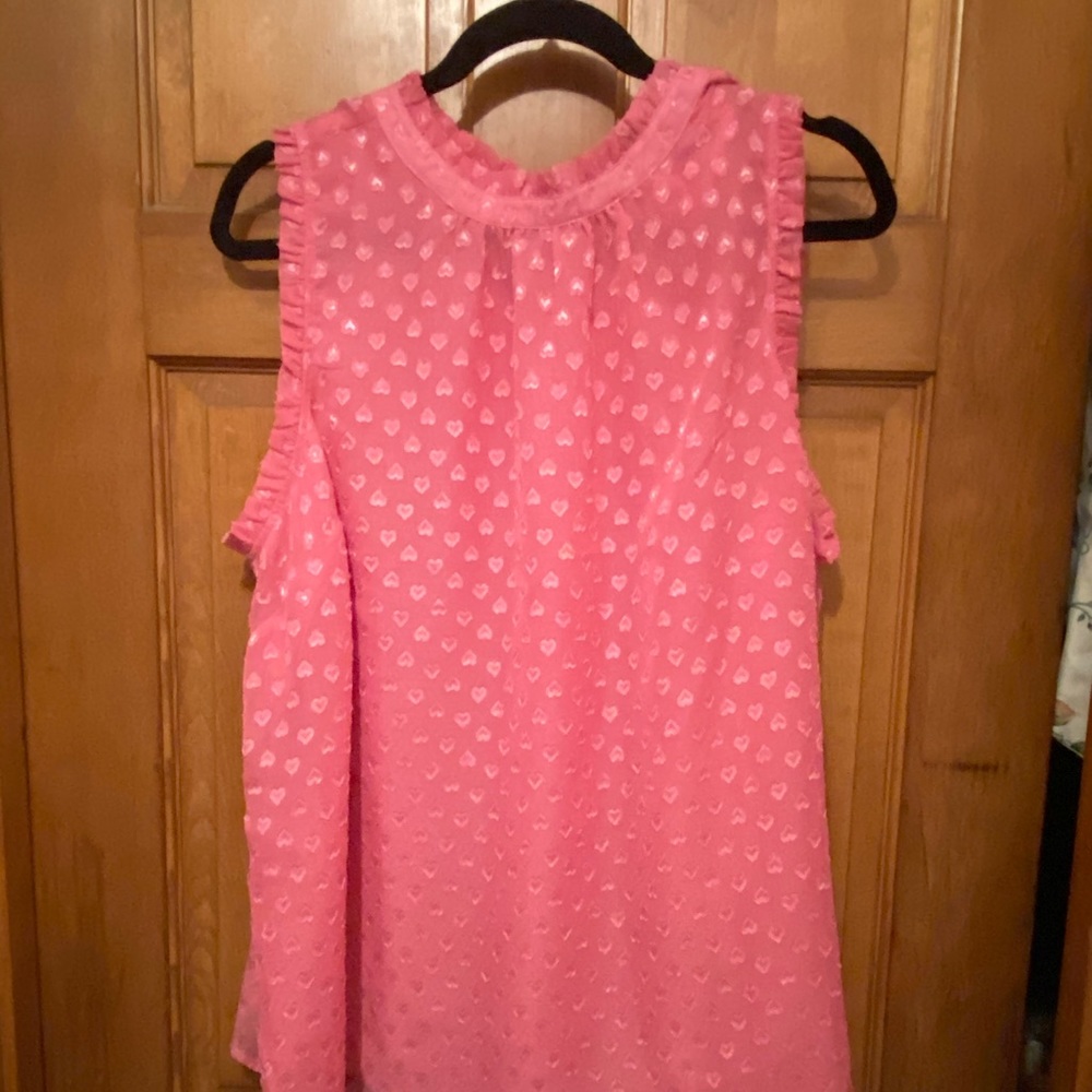 Torrid Pink Heart SS Clipnot Mock Neck Tank 2X NWT